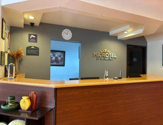 Microtel By Wyndham Eagle Ridge General Trias (Cavite) Exterior foto
