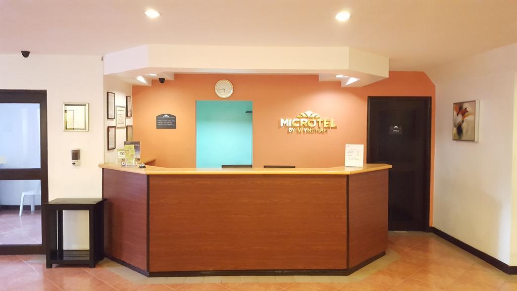 Microtel By Wyndham Eagle Ridge General Trias (Cavite) Exterior foto