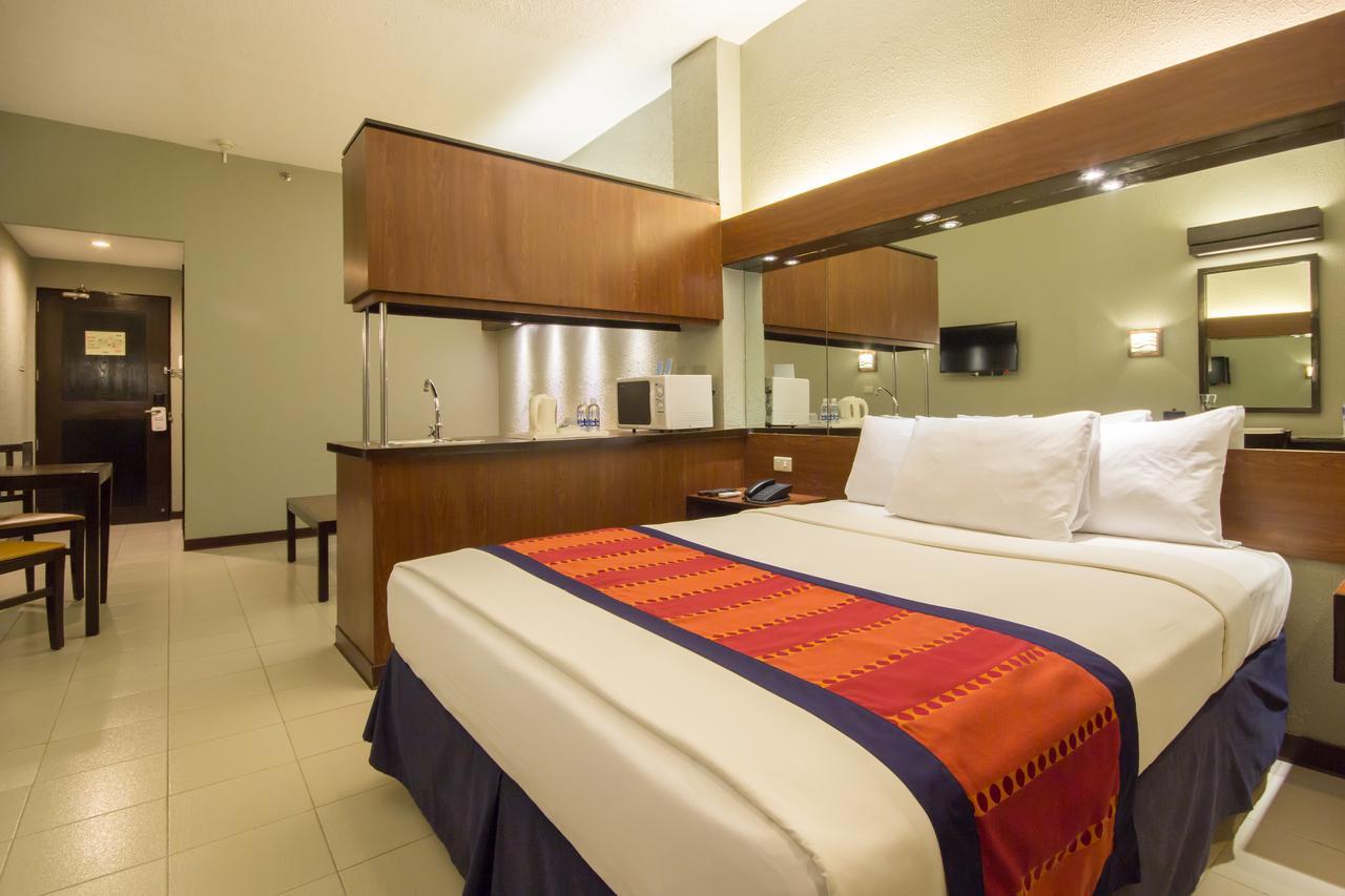Microtel By Wyndham Eagle Ridge General Trias (Cavite) Exterior foto