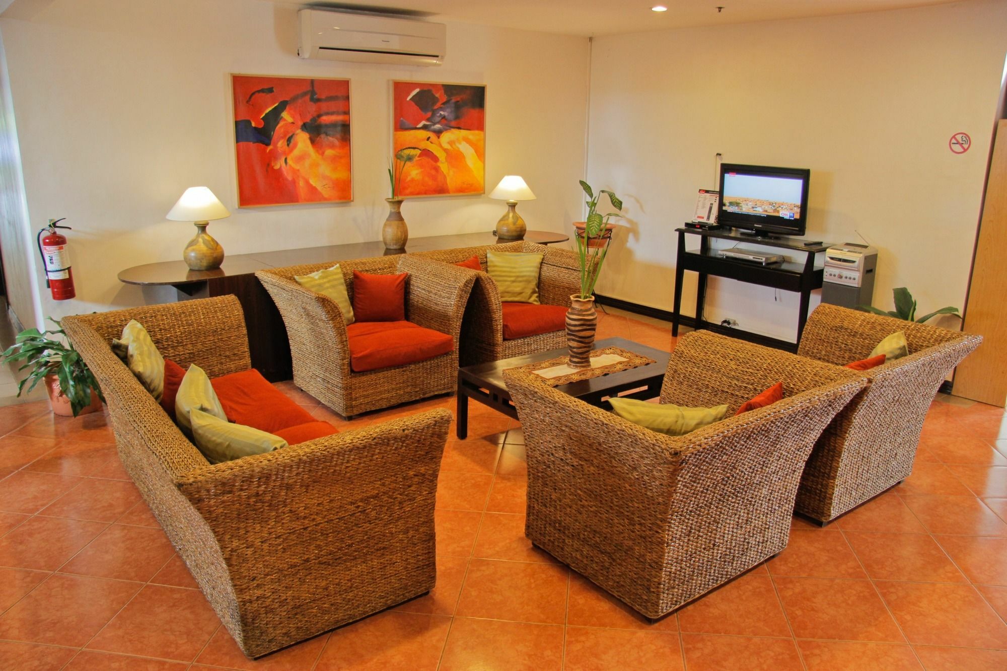 Microtel By Wyndham Eagle Ridge General Trias (Cavite) Exterior foto